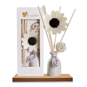 Aromatherapy set customizable Rattan