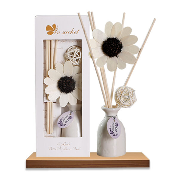 Aromatherapy set customizable Rattan